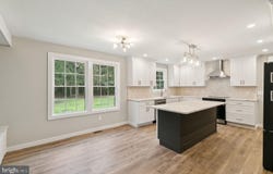 5500 MOSS MILL ROAD, EGG HARBOR CITY, NJ 08215