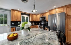 7 Perkins Row, Topsfield, MA 01983