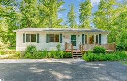 6390 Grace Drive, Hale, MI 48739
