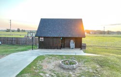 108106 N 3750 Rd, Okemah, OK 74859