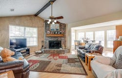 306 Hallmark Drive, Arlington, TX 76011