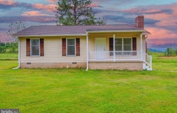 49 WATER Street, SPERRYVILLE, VA 22740