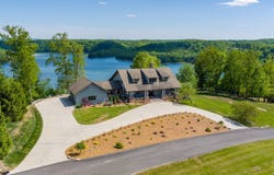 342 Eagle Point Drive, Albany, KY 42602