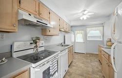 115 Andersen Rd, Chicopee, MA 01022