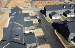10 SKIP LANE, CARLISLE, PA 17013