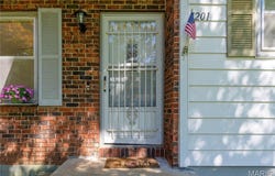 1201 Hull Valley Drive, Waynesville, MO 65583