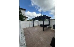 3337 W 105th Ter, Hialeah, FL 33018