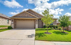 1252 Kerrville Lane, Weatherford, TX 76087
