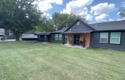 214 N Roberts Road, Cedar Hill, TX 75104