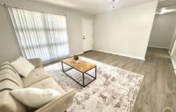 2605 SW Seabrook AVE, Topeka, KS 66614