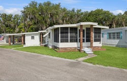13 COCOS PLUMOSA DRIVE, EUSTIS, FL 32726
