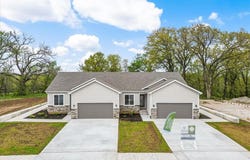800 Highland Drive, Edwardsville, KS 66111