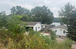11717 Maywood Drive NE, Sparta, MI 49345