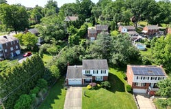 4517 W Brightview Ave, Whitehall, PA 15227