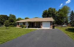 727 Kimberly Ct, Radcliff, KY 40160
