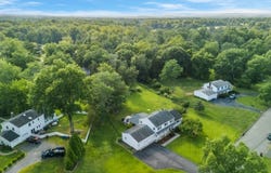 981 Chambers Ct, Bridgewater Twp., NJ 08807-1122