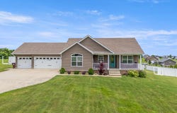 157 Crossing View Drive, Berea, KY 40403