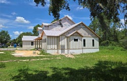 405 LONG AND WINDING ROAD, HOWEY IN THE HILLS, FL 34737