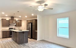 522 Begonia Ln, Altoona, WI 54720