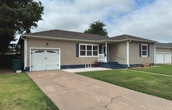 818 Starks Drive, Larned, KS 67550