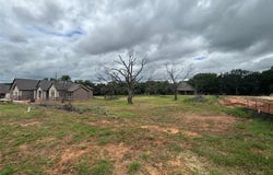 2412 Candlestick Drive, Granbury, TX 76049
