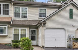 513 STONEBRIDGE BOULEVARD, NEW CASTLE, DE 19720