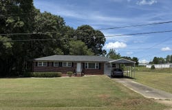 292 Dovetown, Royston, GA 30662