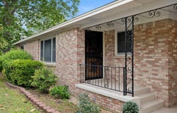 205 Central Ave, Bay, AR 72411