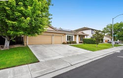 744 Vasconcellos Ave, Manteca, CA 95336