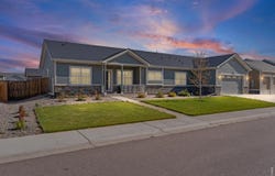 56431 E 24th Ave, Strasburg, CO 80136