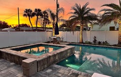 522 N 6TH Street, Jacksonville Beach, FL 32250