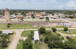 300 S Waggoner Street, Electra, TX 76360