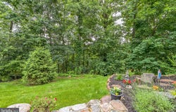 37 ADDISON LANE, COLLEGEVILLE, PA 19426