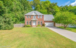 104 Nantucket Way, Oak Ridge, TN 37830