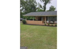 409 Dykes Street, Alma, GA 31510