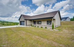 734 Twilight Falls, Jonesborough, TN 37659