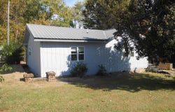 136 Third St, Clinton, AR 72031