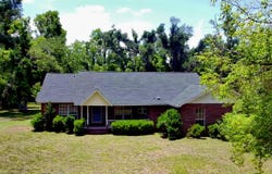 210 WORLEY Way, Perry, FL 32347