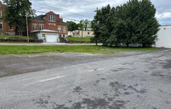 329 S QUEEN STREET, MARTINSBURG, WV 25401