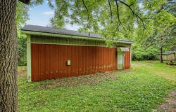 2800 Glasgow Road, Jackson, MI 49201