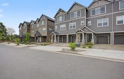 988 SW 2ND Way, Troutdale, OR 97060