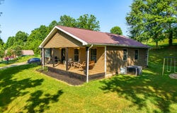 4887 North KY 11, Cannon, KY 40923