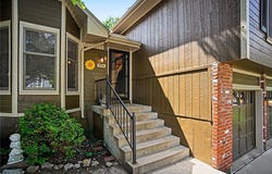 916 NW Heatherwood Drive, Blue Springs, MO 64015