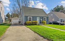 375 S Edison Avenue, Elgin, IL 60123