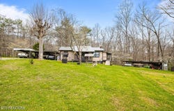 439 Rogerston Rd, Clairfield, TN 37715