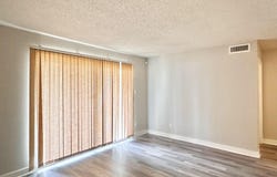 6684 WHISPERING OAK Pl, Memphis, TN 38120
