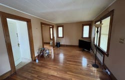 2128 Oliver St, Rahway City, NJ 07065