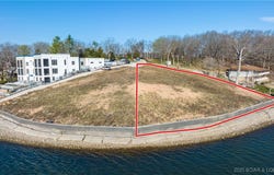37a Just Us Place, Sunrise Beach, MO 65079