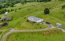 205 Six Farm Road, Tazewell, VA 24651