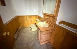 7730 E Us Highway 2, Bessemer, MI 49911